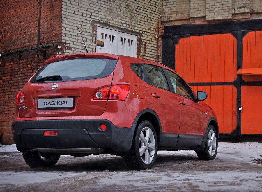  Nissan Qashqai 4WD 2007 года  (фото 13 из 18)